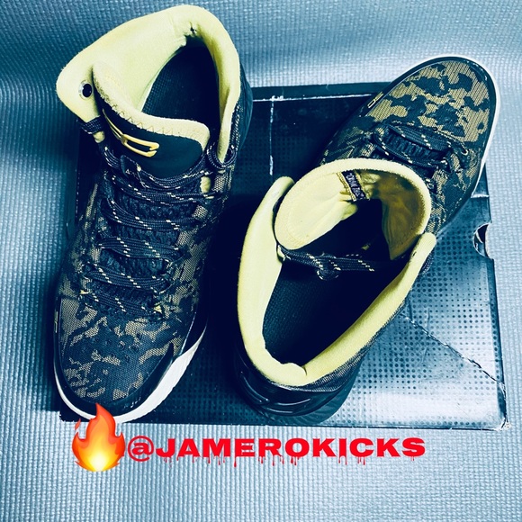 UA Curry 1 Away - Picture 3 of 4